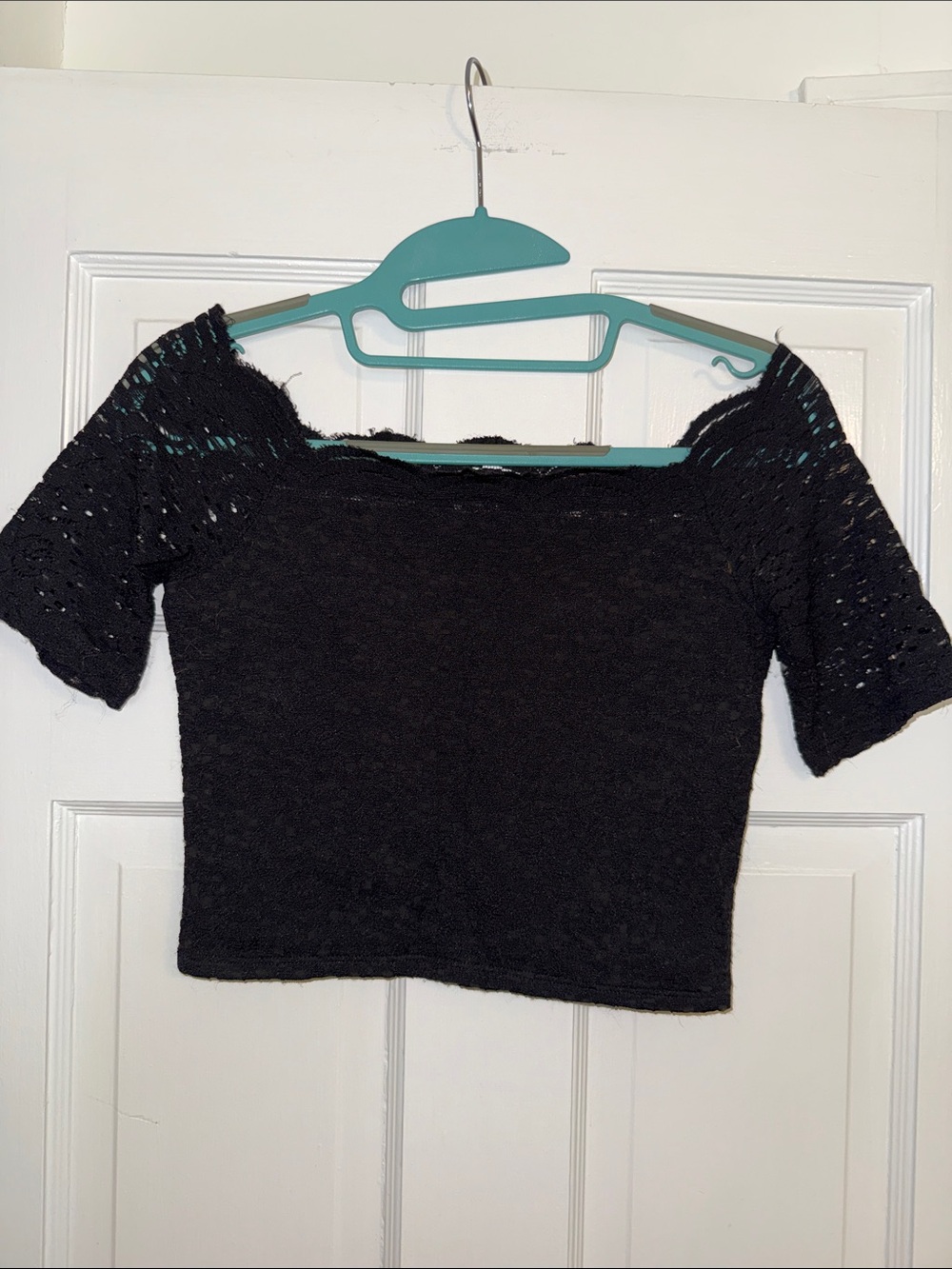 Hollister Black Off-Shoulder Knit Crop Top